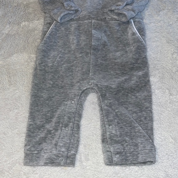 Nicholas and bears footie - Picture 3 of 7